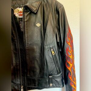 Authentic Ladies Harley Davidson Black Leather Riding Jacket Size M